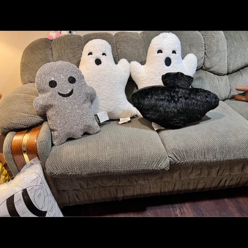 Ghost Plush Pillow Set - Black, White, Gray